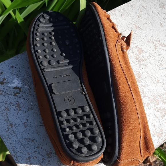 Circo Rawhide Leather Indian pow wow shoes - Picture 9 of 10